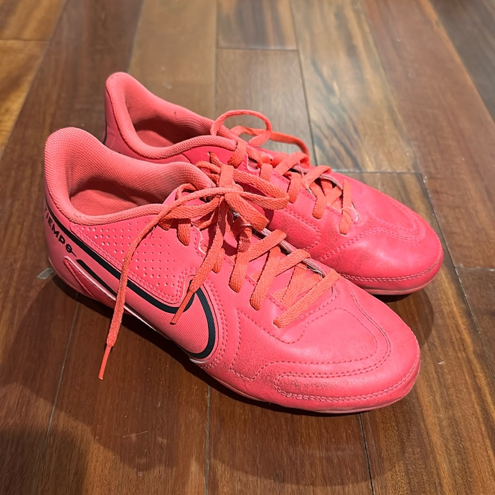 Nike Cleats- size 3.5
